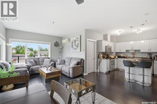 202 702 Hart Road, Saskatoon, SK 