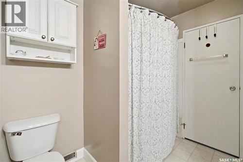39 Laverendrye Way, Regina, SK 