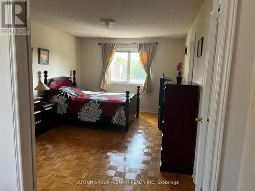 6606 Harmony Hill, Mississauga, ON 