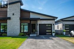 1793 Queen ST E  Sault Ste. Marie, ON P6A 2G8
