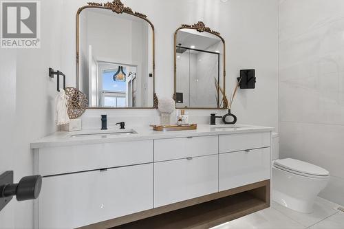 1793 Queen St E, Sault Ste. Marie, ON - Indoor Photo Showing Bathroom
