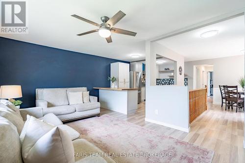 109 Daphne Crescent, Barrie, ON 
