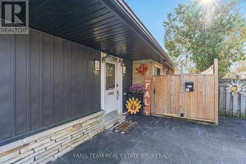 109 Daphne Crescent, Barrie, ON 