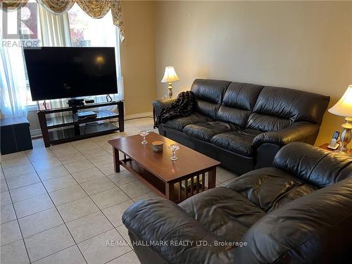 108 Broughton Avenue, Hamilton, ON 