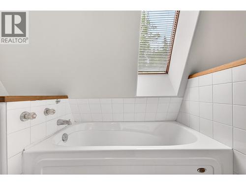 7346 Harrop Procter Road, Procter, BC 