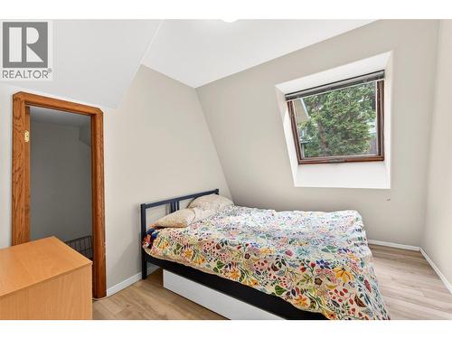 7346 Harrop Procter Road, Procter, BC 