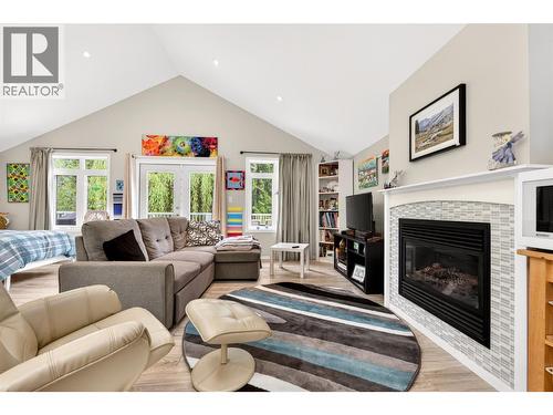 7346 Harrop Procter Road, Procter, BC 