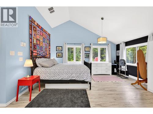 7346 Harrop Procter Road, Procter, BC 