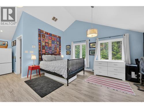 7346 Harrop Procter Road, Procter, BC 