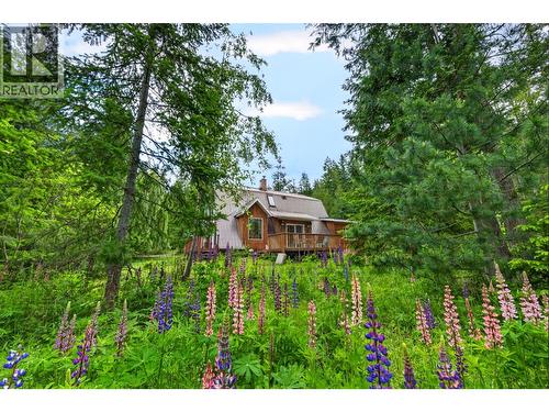 7346 Harrop Procter Road, Procter, BC 