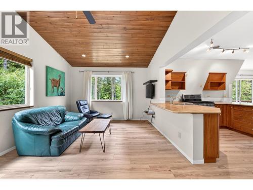 7346 Harrop Procter Road, Procter, BC 