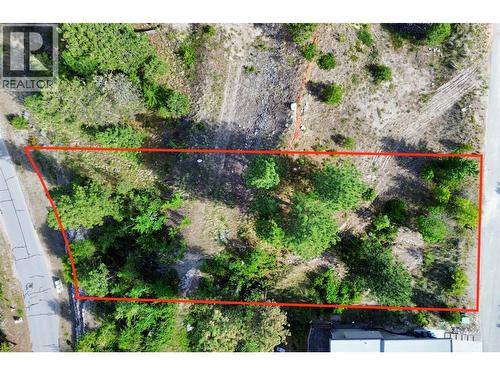 Lot lines are estimates only - 3451 Arawana Road, Naramata, BC 
