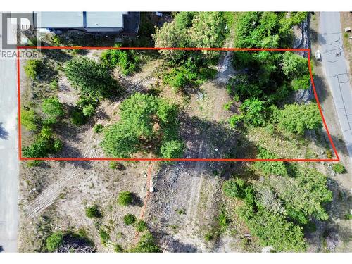 Lot lines are estimates only - 3451 Arawana Road, Naramata, BC 