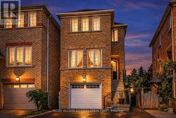 219 TOUCHSTONE DRIVE Toronto, ON M6M 5J9