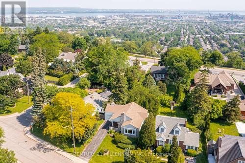 99 Sunning Hill Avenue, Hamilton, ON 