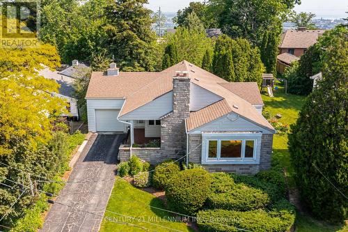 99 Sunning Hill Avenue, Hamilton, ON 