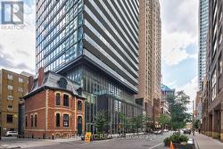 4208 - 15 GRENVILLE STREET Toronto, ON M4Y 0B9