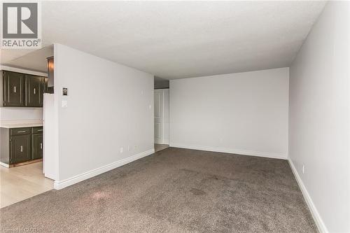 4 Avalon Place Unit# 308, Kitchener, ON - Indoor Photo Showing Other Room