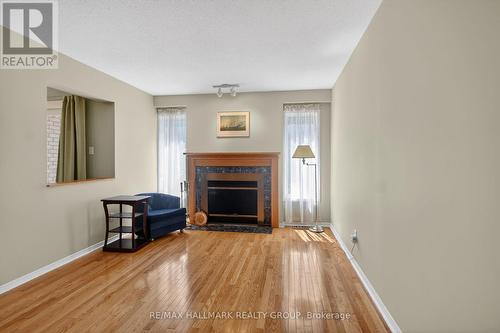 80 Scarlet Court, Ottawa, ON 