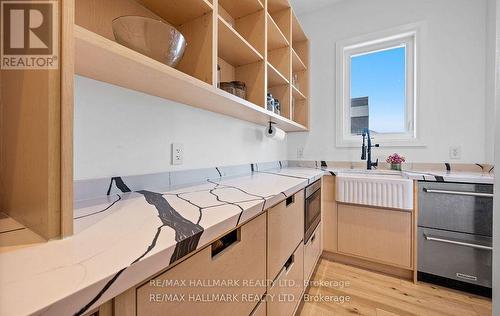 119 Pointon Street, Aurora, ON 