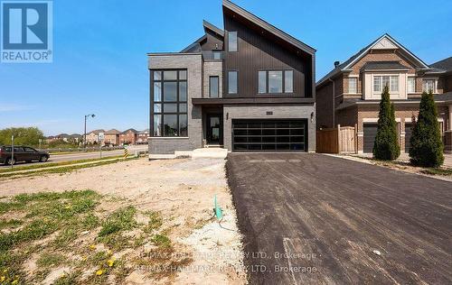 119 Pointon Street, Aurora, ON 