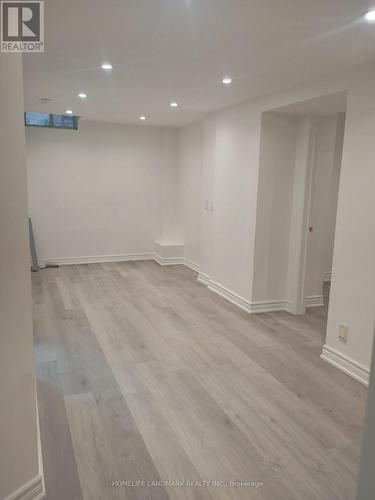 112 Holm Crescent, Markham, ON 
