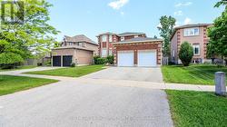 176 HURST DRIVE Barrie, ON L4N 8P6
