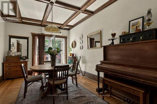 111 Spadina Avenue, Hamilton, ON 