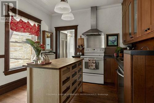 111 Spadina Avenue, Hamilton, ON 