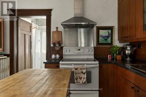 111 Spadina Avenue, Hamilton, ON 