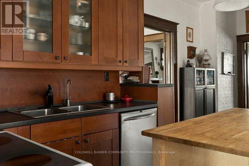 111 Spadina Avenue, Hamilton, ON 