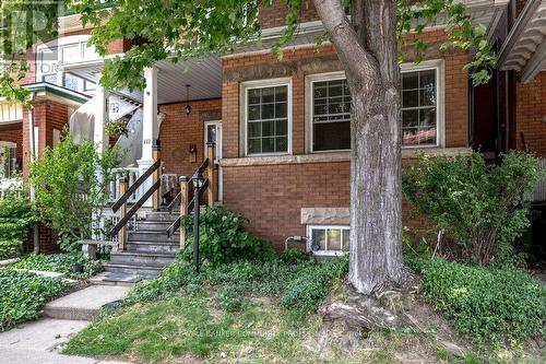 111 Spadina Avenue, Hamilton, ON 