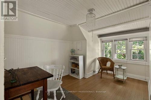 111 Spadina Avenue, Hamilton, ON 