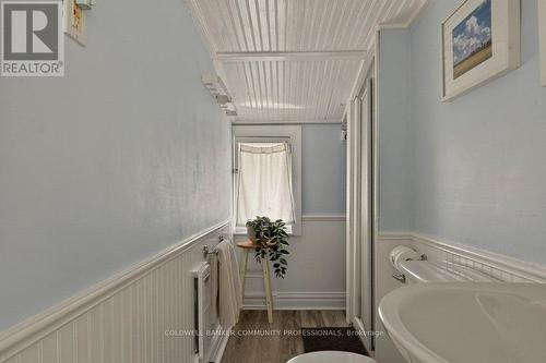 111 Spadina Avenue, Hamilton, ON 