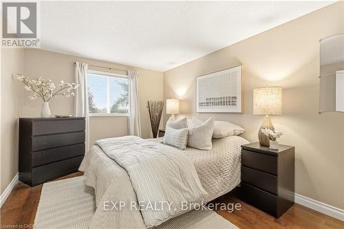 45 Catalina Court, Kitchener, ON 