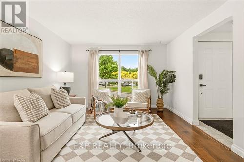 45 Catalina Court, Kitchener, ON 
