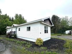 22 Simpson CRT St George, NB E5C 3N5
