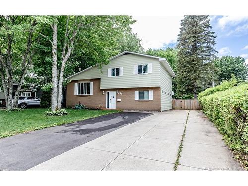 88 Woodleigh St, Moncton, NB 