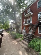 2390  - 2394 Rue Aylwin Montréal (Mercier/Hochelaga-Maisonneuve), QC H1W 3C6