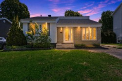 1251 Rue Christin  Québec (La Haute-Saint-Charles), QC G3K 2B1
