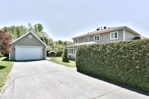 Garage - 629 Rue Du Moulin, Acton Vale, QC - Outdoor