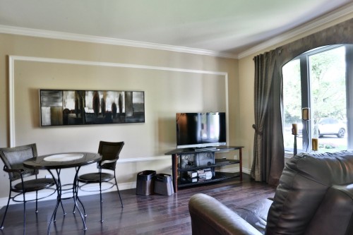 Salon - 629 Rue Du Moulin, Acton Vale, QC - Indoor Photo Showing Living Room