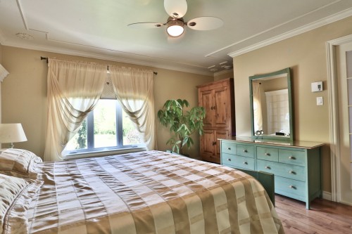 Chambre à coucher principale - 629 Rue Du Moulin, Acton Vale, QC - Indoor Photo Showing Bedroom