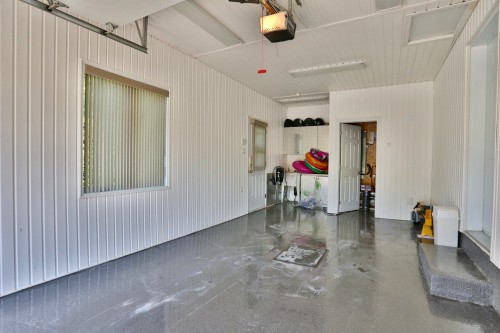 Garage - 629 Rue Du Moulin, Acton Vale, QC - Indoor