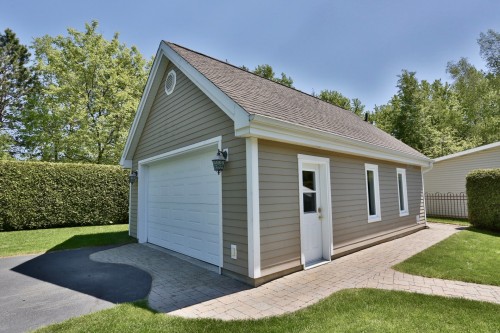 Garage - 629 Rue Du Moulin, Acton Vale, QC - Outdoor With Exterior
