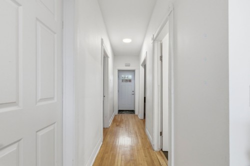 Passageway - 1823 Rue De Villiers, Montréal (Le Sud-Ouest), QC 