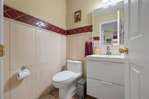86 St Albans Rd, Winnipeg, MB 