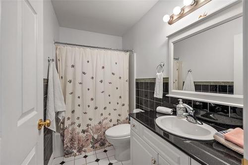 86 St Albans Rd, Winnipeg, MB 