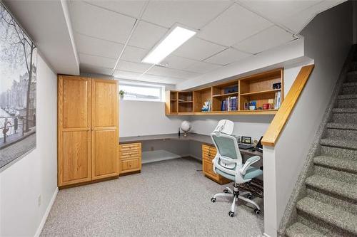 86 St Albans Rd, Winnipeg, MB 