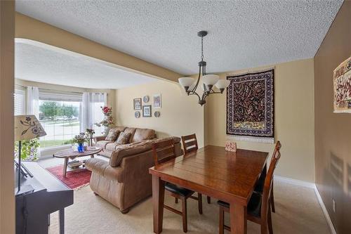 86 St Albans Rd, Winnipeg, MB 